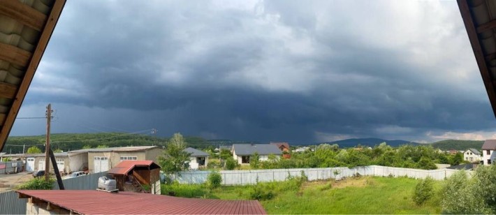 Продам будинок з готовим бізнесом - фото 1