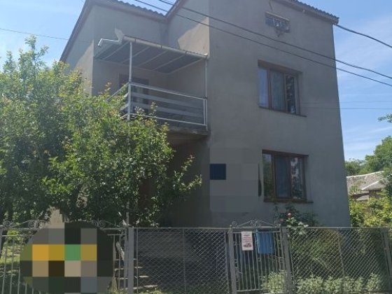 Продаж ДОБРОТНОГО Сімейного Будинку Чоп