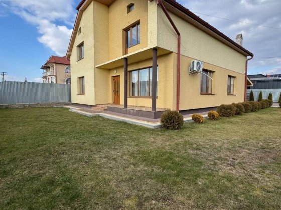 Продаж будинку в чудовій локації! Сторожниця