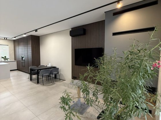 Продається Стильний та функціональний котедж Сторожниця