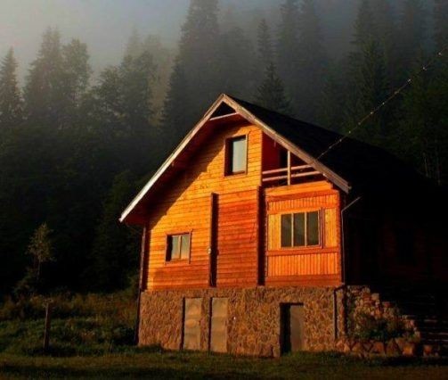 Продам зруб на діючій базі відпочинку - фото 1