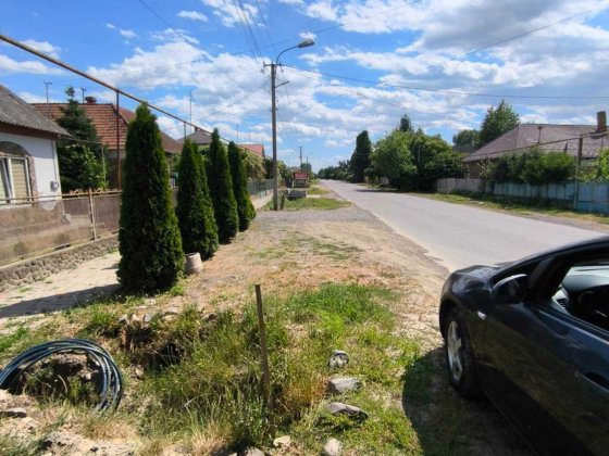 Продаж будинку. 25 сот. землі Кінчеш