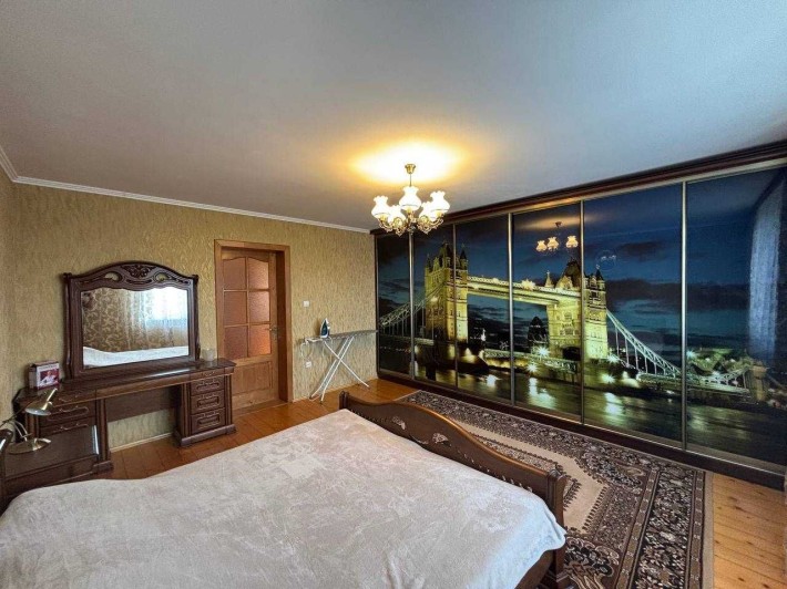 Продається будинок з ремонтом в зручній локації неподалік Набережної - фото 1