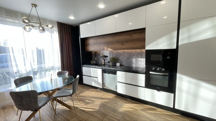 Продається готовий Таунхаус з ремонтом та меблями - фото 1