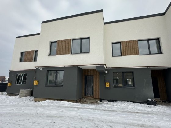 Сучасний таунхаус з дизайнерським ремонтом у Крихівцях — 118 м² Криховцы