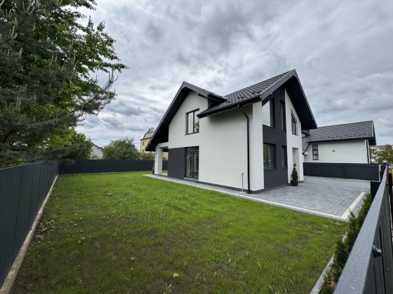 Терміновий продаж будинку с.Крихівці Крихівці