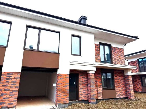 Готовий до ремонту Дуплекс ,в передмісті Івано-Франківська Волчинец