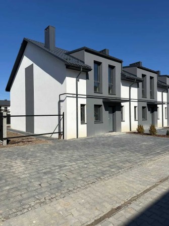 Продам КУТОВИЙ таунхаус у Крихівцях, готовий до ремонту - фото 1