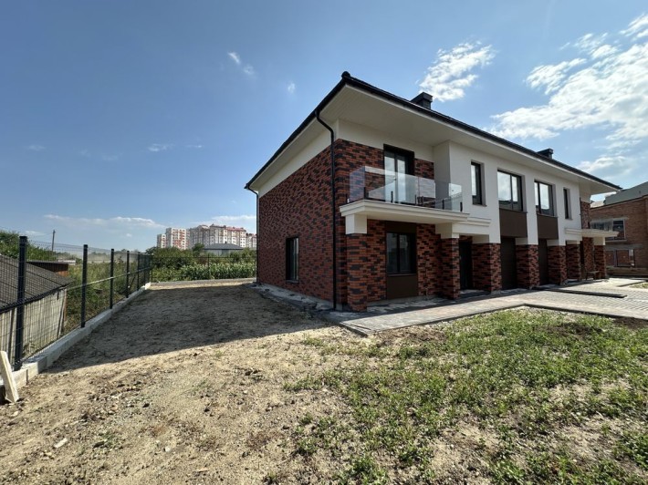 ГОТОВИЙ до ремонту дуплекс 138.6м2 2.44сот у с. Вовчинець з гаражем - фото 1