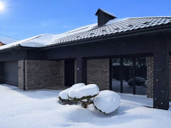 Продається ЗДАНИЙ сучасний одноповерховий будинок в крутій локації Волчинец