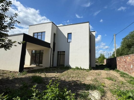 Дуплекс у топовій локації!!! Волчинец