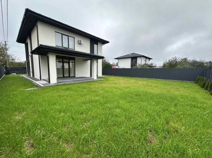 Будинок  з сучасним ремонтом під ключ - фото 1