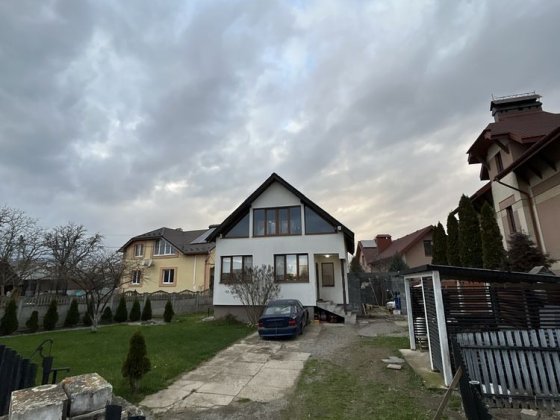 Продаю будинок в Вовчинцях Волчинец