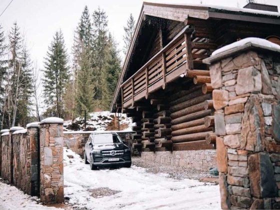 Садиба  " Татова хата" на курорті в Яблуниці Яблуниця