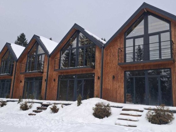 Продаж діючого готельного бізнесу: Котеджне містечко (Буковель) Яблуниця