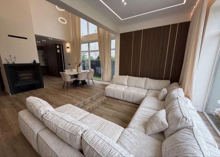 Дизайнерський будинок у Крихівцях — 5 хв до Івано-Франківська - фото 1