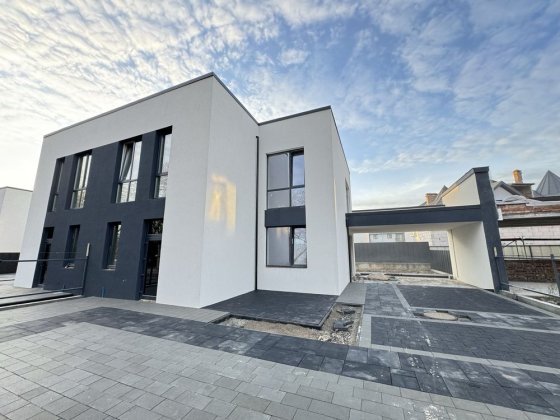 Продається Дуплекс з терасою 160 м2 біля річки у Вовчинцях!!! Волчинец