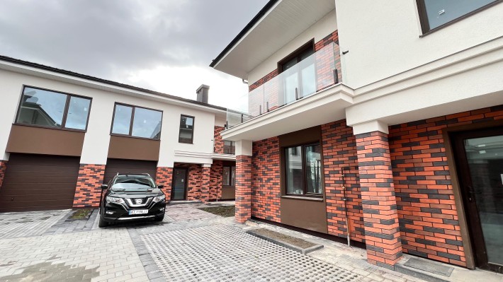 Зданий дуплекс ,готовий до ремонту - фото 1