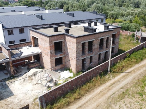 Продається Дуплекс 160 м². 2.8 сотих. Вовчинець. Комунікації. Краєвид Волчинец