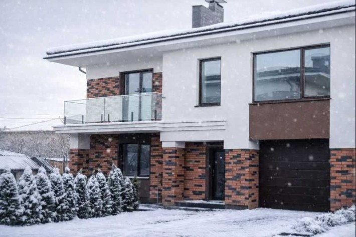 Дуплекс з гаражем у Вовчинцях, 140м2, та ділянкою 2,5сот. - фото 1