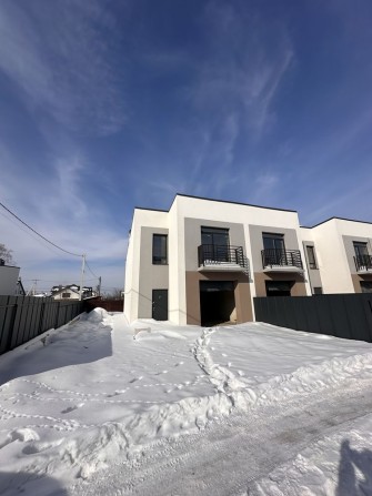 Таунхаус + власна ділянка+гараж по ціні квартири/Міські комунікації - фото 1