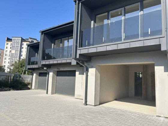 Продаж таунхауса на етапі здачі, Каскад, Вовчинці. Волчинец