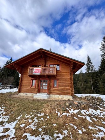 Продаю котедж у центрі Ворохти - фото 1