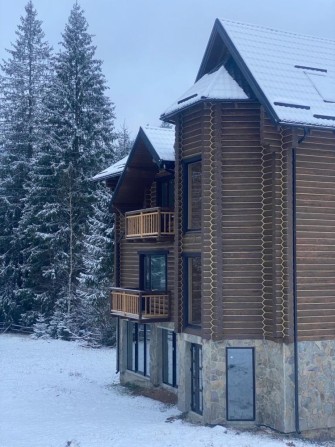 КОТЕДЖ (будинок) у Верховині - фото 1