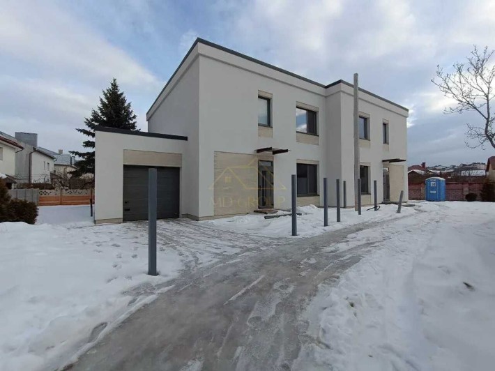 Продаж зданого,просторого Дуплекс в межах міста - фото 1