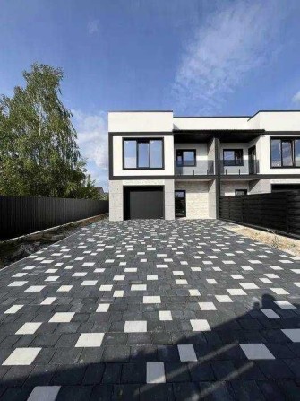 Продаж сучасного дуплексу, Крихівці з ділянкою та зручним плануванням - фото 1