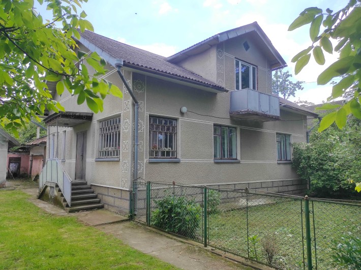 Будинок в с. Черніїв з 25 сот землі - фото 1