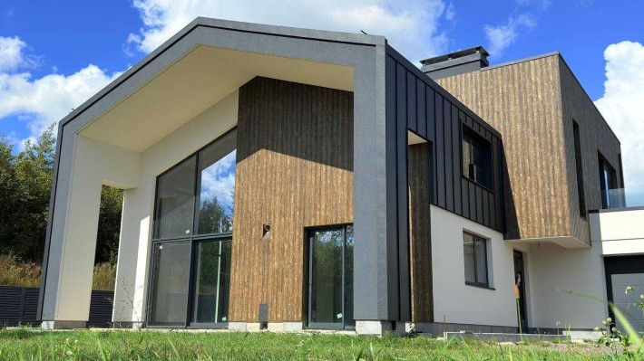 Просторий будинок, котедж в КМ - фото 1