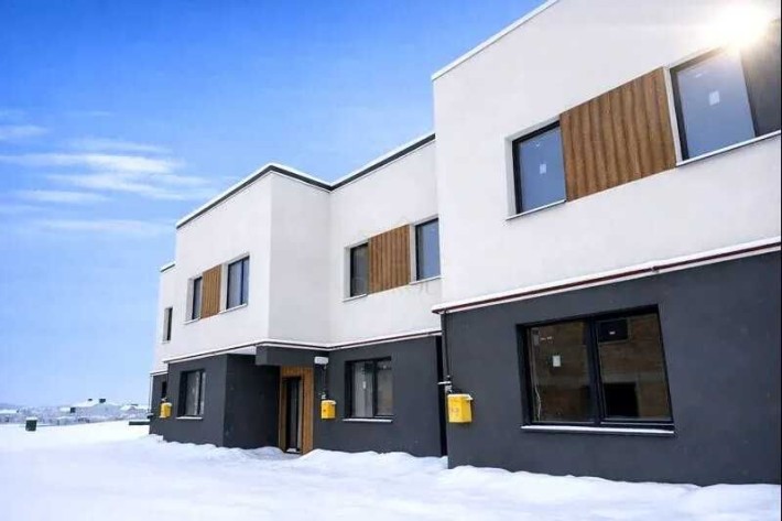 Продаж збудованих таунхаусів з РОЗТЕРМІНУВАННЯМ! - фото 1