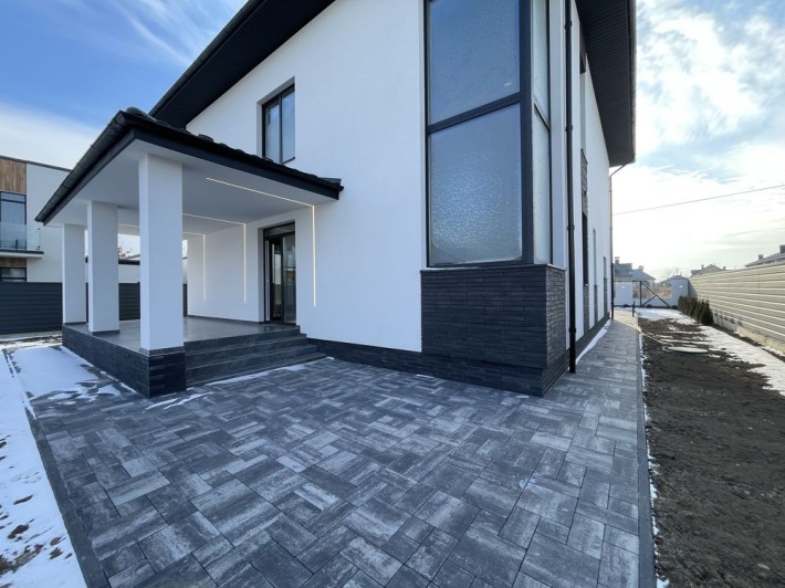 Продаж приватного будинку у селі Крихівці - фото 1