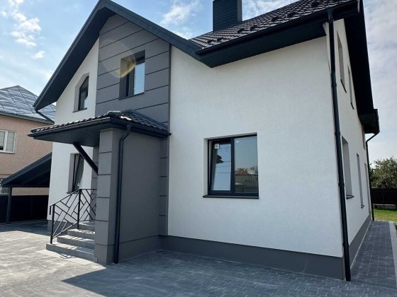 Великий будинок у Крихівцях з ділянкою 6 сот.! Крихівці