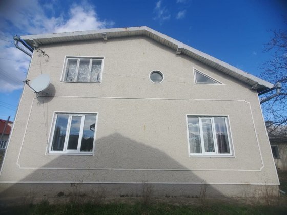 Продаж будинку  з господарськими будівлями Богородчани Богородчаны