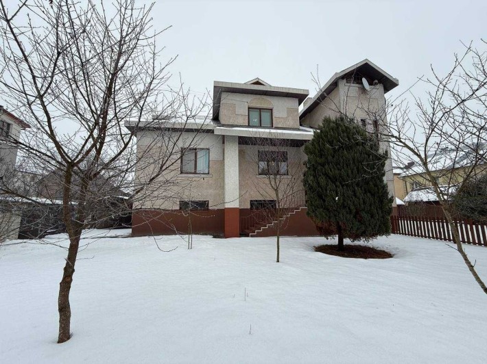 Продається осбняк у передмісті Івано Франківська - фото 1