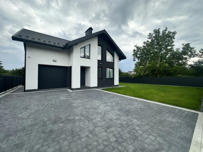 Продаю будинок з сучасним ремонтом - фото 1