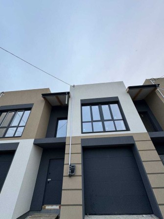 Продам Готовий Таунхаус 125 м2 з гаражем та комунікаціями в Крихівцях! - фото 1