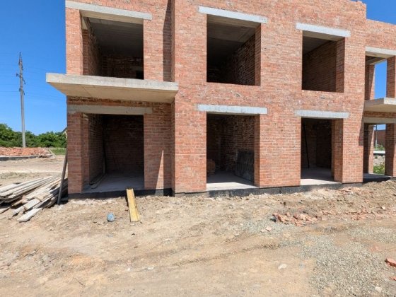 Продається  дуплекс земельною ділян.5 сот. біля  Калинової Слободи Криховцы