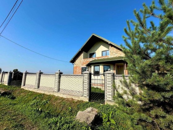 Приватний будинок в приміському селі Чукалівка_M Чукаловка