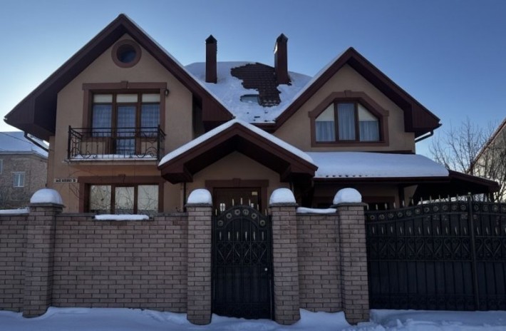 ПРОДАЖ Будиноку  з ЯКІСНИМ  ремонтом та меблями!!! - фото 1