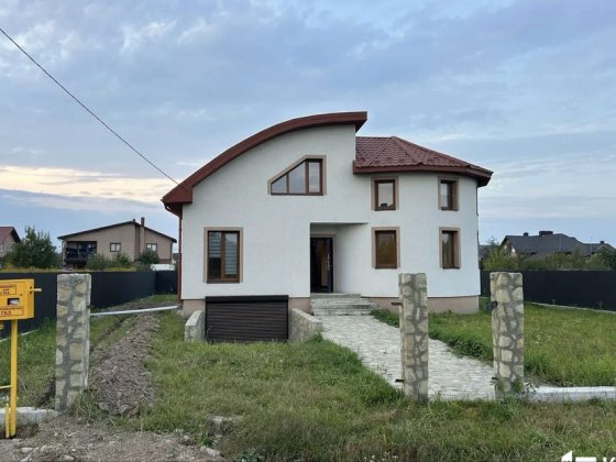 Продаю будинок з ремонтом ! Драгомирчани