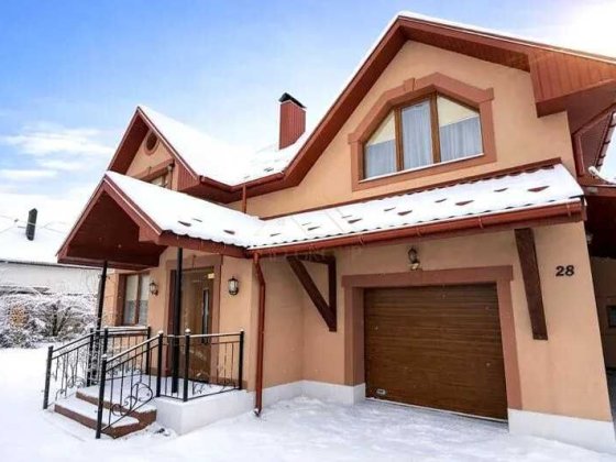 Просторий Будинок з ремонтом, меблями та зручним розташуванням!!! Драгомирчани