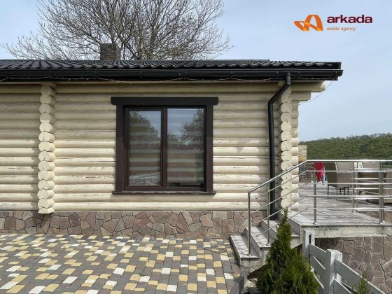 Терміновий продаж будинку з дерева в мальовничій місцевості Тлумач