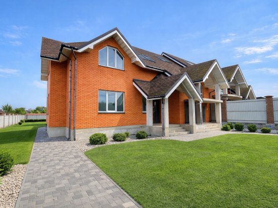 Дуплекс з Гаражем на 15 соток Білогородка Білогородка