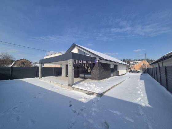 Продаж чудового одноповерхового будинку в супер локації с. Білогородка Белогородка