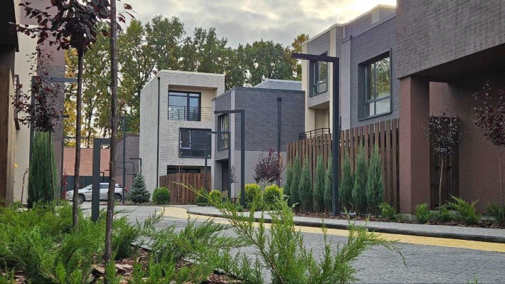 Таунхаус готовий до здачі і не потрібно чекати на будівництво! - фото 1