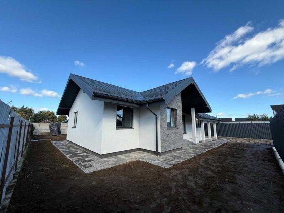 Будинок з БомбоСховищем Газом с. Святопетрівське Без комісії. Е-Оселя Святопетровское