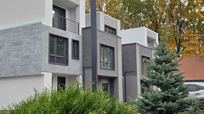 єОселя. 2-поверховий таунхаус 92 м2 в Крюківщині. Свій Дім 2 - фото 1